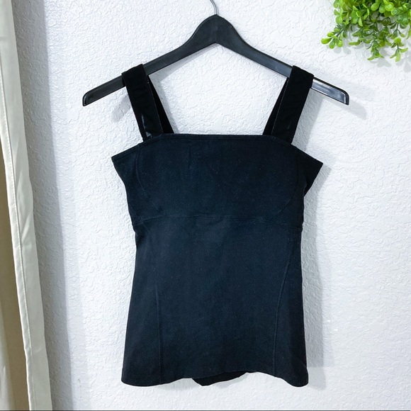 Lucy Workout Black Tank Top - Picture 8 of 8